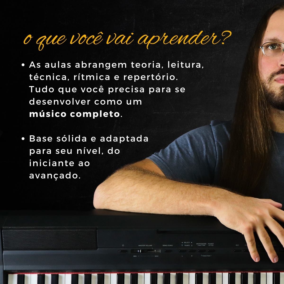 Rafael Braz ao lado de um teclado
